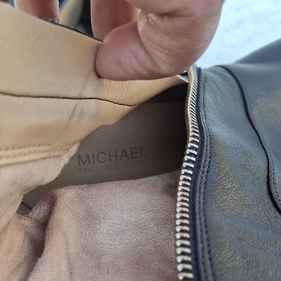 MICHAEL Michael Kors Black Heeled Boots with Ruched Detail - Picture 8 of 9